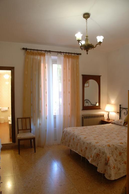 Hotel Roma Scanno Phòng bức ảnh